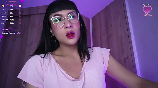 Kiitygirl online show from February 5, 2025, 10:55 pm