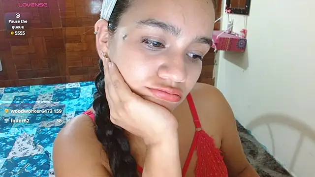 Mia brunette26 online show from February 13, 2025, 4:11 am