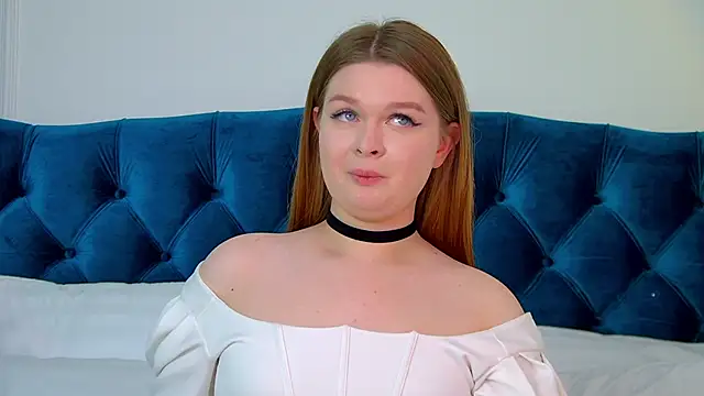 CrystalLyons online show from February 27, 2025, 2:10 pm