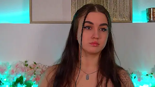 ChristinaMilton online show from February 19, 2025, 3:50 am