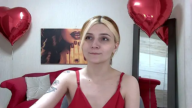 KellyStone online show from February 19, 2025, 11:46 pm