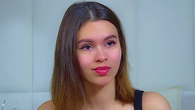 PollyLanders online show from September 19, 2025, 8:16 am