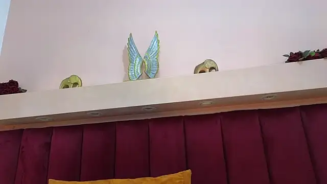 JESSYCORTES online show from January 22, 2025, 3:18 pm