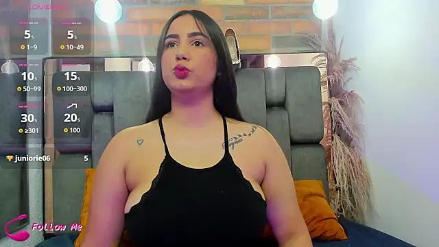 JESSYCORTES online show from September 17, 2025, 2:19 pm