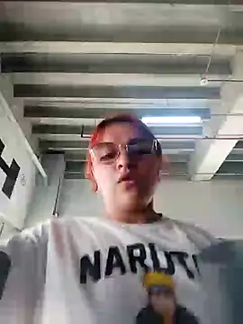 SophiaWeestt99 online show from February 19, 2025, 6:54 pm