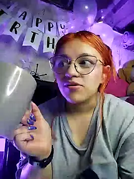 SophiaWeestt99 online show from March 12, 2025, 10:37 am