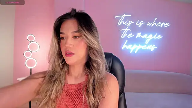 RebeccaHudson online show from March 12, 2025, 2:52 am