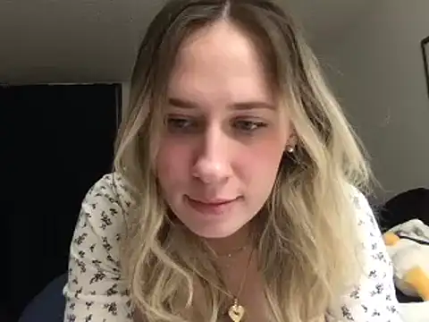 M1ssyk1ssy online show from January 19, 2025, 6:31 am