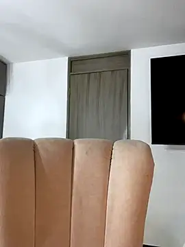 Aitana98  online show from September 22, 2025, 2:13 am