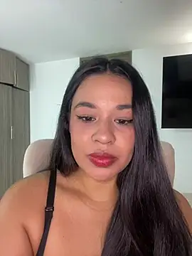 Snapshot of Aitana98_ chatting on May 8, 2026, 1:44 am Aitana98 online show from May 8, 2026, 1:44 am