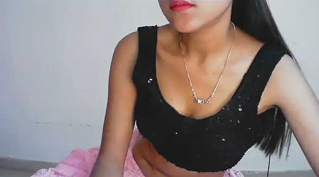 Snapshot of collage_hoty chatting on February 24, 2025, 7:52 pm collage hoty online show from February 24, 2025, 7:52 pm