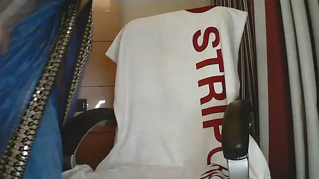 Snapshot of collage_hoty chatting on January 16, 2026, 2:15 am collage hoty online show from January 16, 2026, 2:15 am