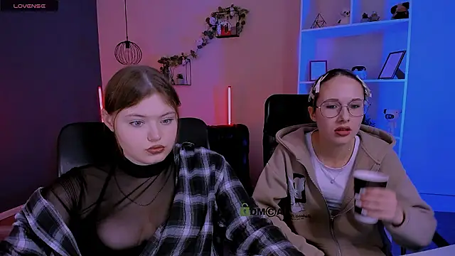 nikole kitt online show from March 20, 2026, 8:03 pm