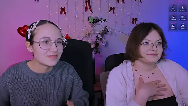 nikole kitt online show from April 19, 2026, 7:16 pm