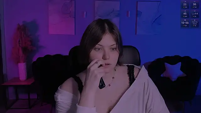 nikole kitt online show from April 21, 2026, 2:51 am