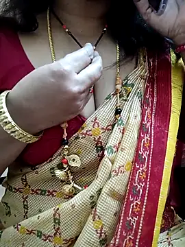 gaurika18 online show from March 3, 2025, 2:26 pm