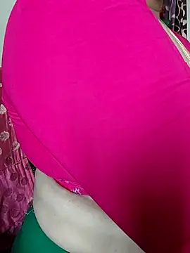 gaurika18 online show from April 15, 2026, 4:19 am