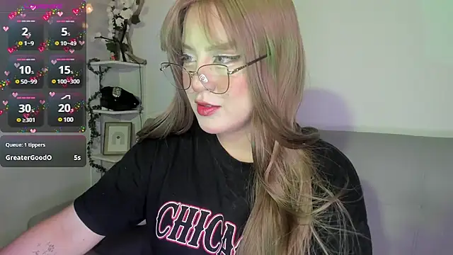 Lilith Asami online show from March 13, 2025, 9:54 am