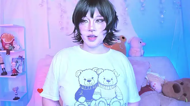 Lilith Asami online show from March 8, 2026, 9:57 am