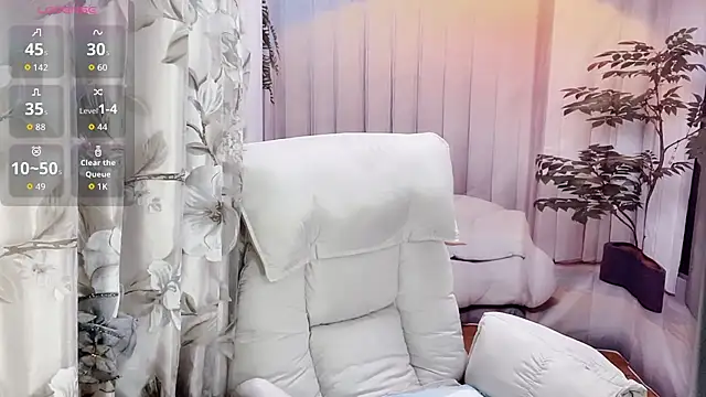 NINIbaby-99 online show from May 9, 2026, 4:01 pm