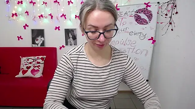 VasilisaSii online show from March 6, 2026, 6:21 am