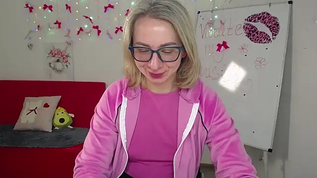 Snapshot of VasilisaSii chatting on May 3, 2026, 11:05 am VasilisaSii online show from May 3, 2026, 11:05 am