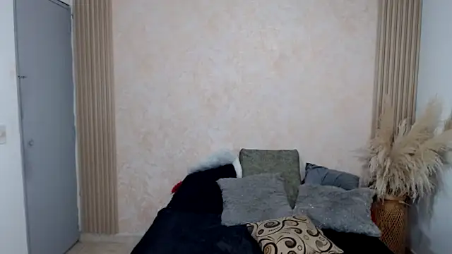 JESSYCHERNOBIL online show from February 13, 2026, 11:39 am