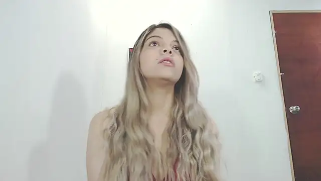 andreau18 online show from September 12, 2025, 1:33 pm