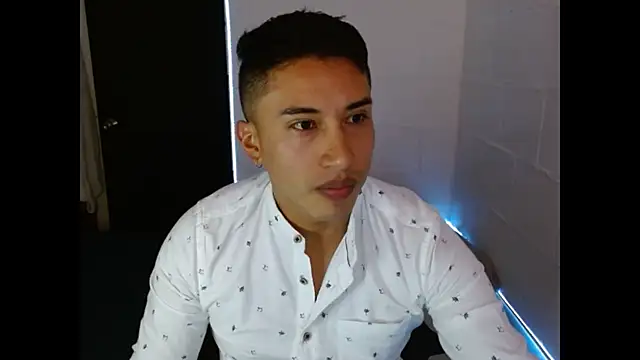 Davixx258 online show from February 25, 2025, 8:41 pm