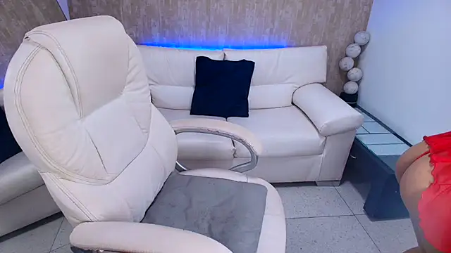 meggan 77 online show from March 12, 2025, 7:46 am