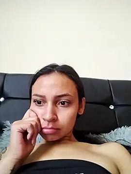 Snapshot of emma_ambar chatting on October 8, 2025, 5:10 pm emma ambar online show from October 8, 2025, 5:10 pm