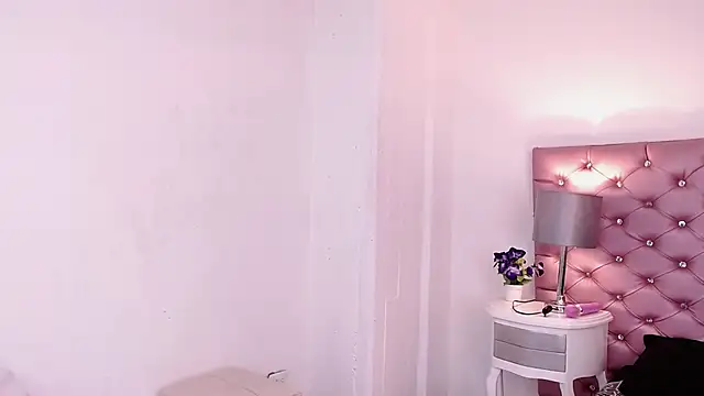 Snapshot of Angie99_gh chatting on February 27, 2025, 4:52 am Angie99 gh online show from February 27, 2025, 4:52 am