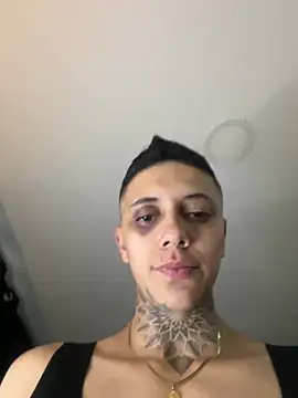  PhillipBrown online show from December 14, 2024, 9:35 pm