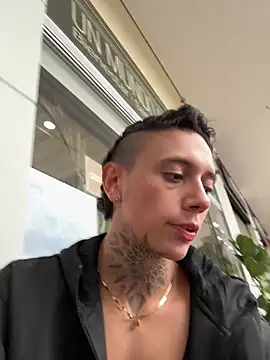  PhillipBrown online show from January 25, 2025, 12:16 pm