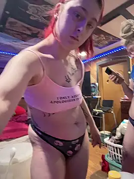 NovaLove2002 online show from March 3, 2025, 3:41 am