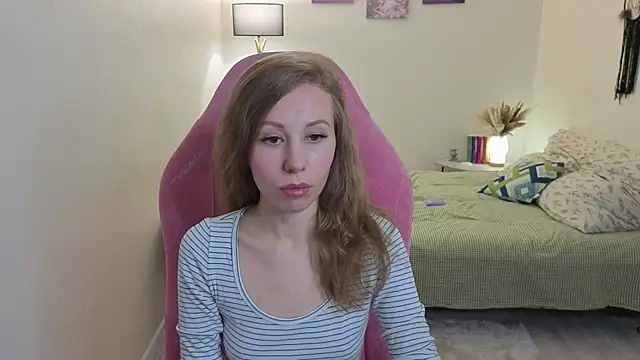 Lill Mary online show from November 6, 2025, 3:07 am