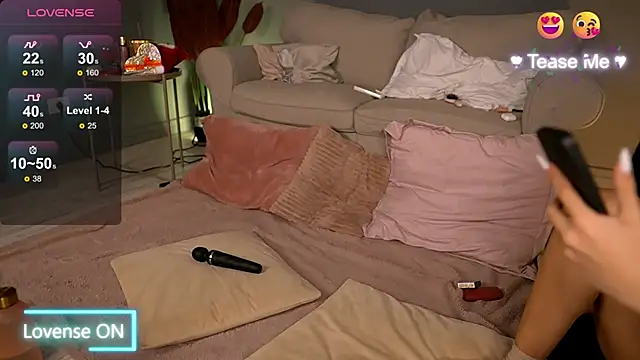 Snapshot of BetsyGonzale chatting on February 26, 2025, 4:03 am BetsyGonzale online show from February 26, 2025, 4:03 am