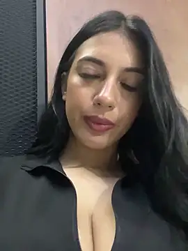 Snapshot of BetsyGonzale chatting on March 1, 2025, 10:24 am BetsyGonzale online show from March 1, 2025, 10:24 am