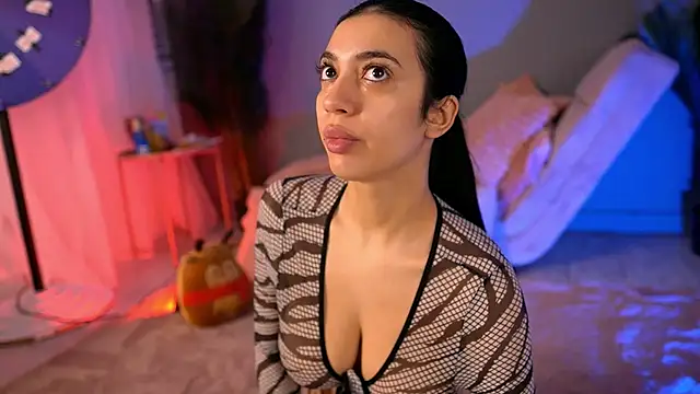 BetsyGonzale online show from February 6, 2026, 5:12 am