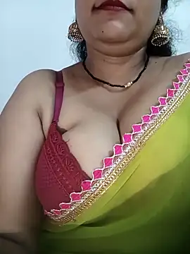 Nyra-23 online show from April 1, 2026, 1:52 pm