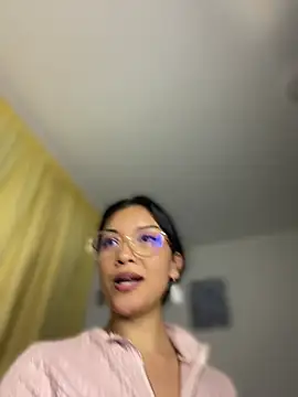 baby lizy online show from February 25, 2026, 1:59 am