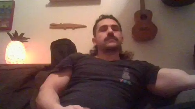 Mclozzz online show from February 8, 2026, 8:56 pm