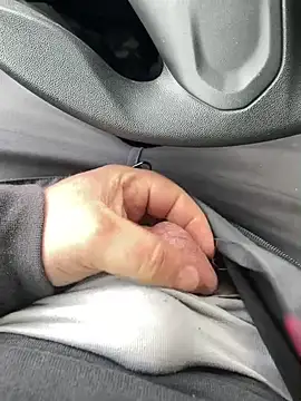 lescoquin2215 online show from March 12, 2025, 11:20 am