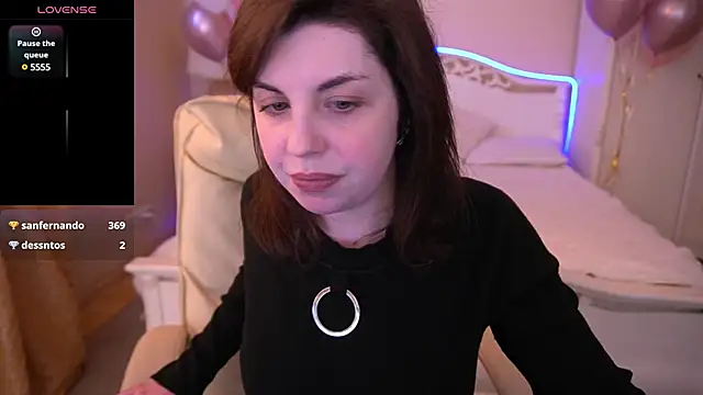 MirandaWong online show from February 13, 2025, 6:30 am