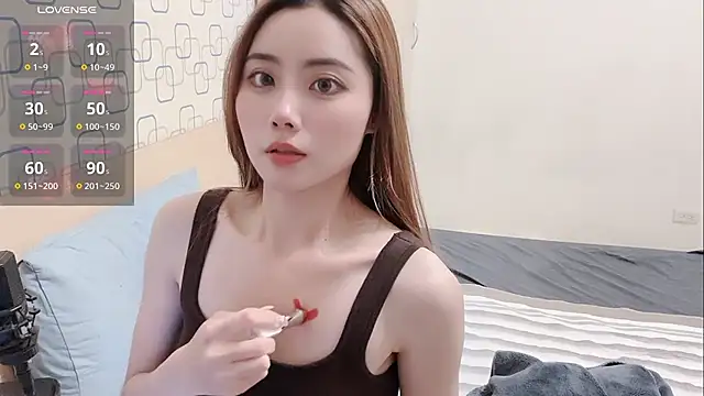 sweet5200 online show from February 11, 2025, 3:08 pm