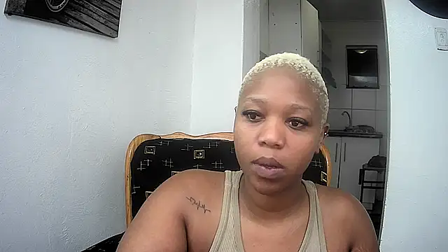 GoldenPussyXOXO online show from February 24, 2026, 9:24 pm