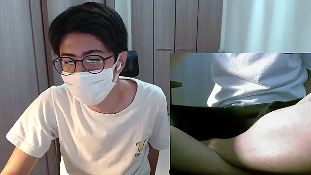 Snapshot of ryota_kkk chatting on May 13, 2026, 3:20 pm ryota kkk online show from May 13, 2026, 3:20 pm