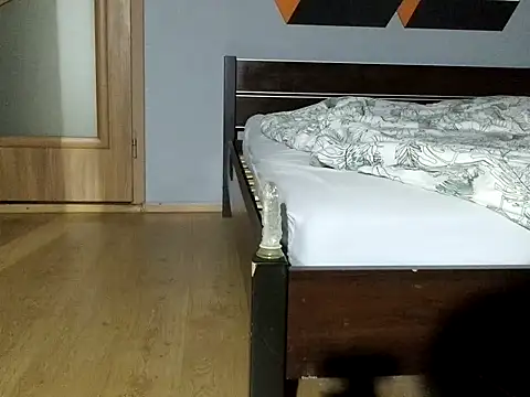 Snapshot of Michu31 chatting on June 17, 2026, 10:43 pm Michu31 online show from June 17, 2026, 10:43 pm