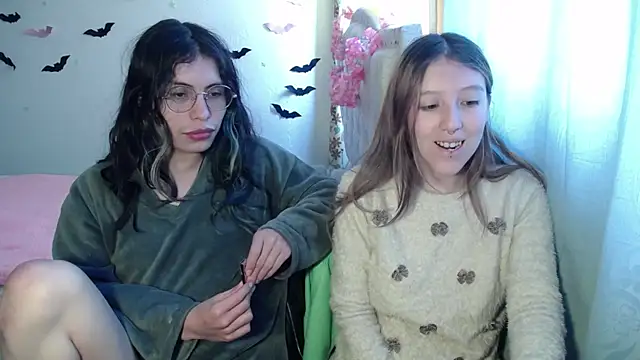 BRIAR AND BLAIR online show from October 17, 2025, 4:20 pm