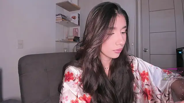 danna davis18 online show from July 30, 2026, 6:51 pm